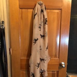 Soft and fashionable scarf